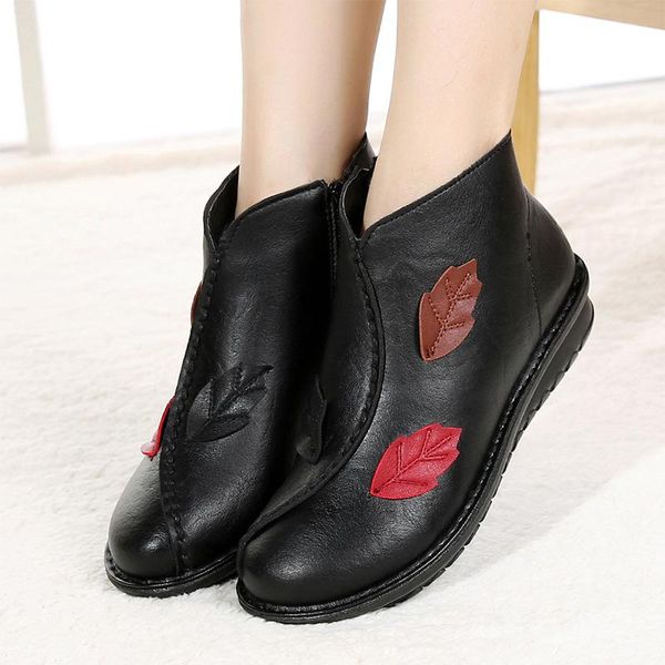 winter mother's cotton shoes and velvet women's snow boots low-heeled waterproof non-slip soft bottom warm short boots, Black
winter mother's cotton shoes and velvet women's snow boots low-heeled waterproof non-slip soft bottom warm short boots, Black