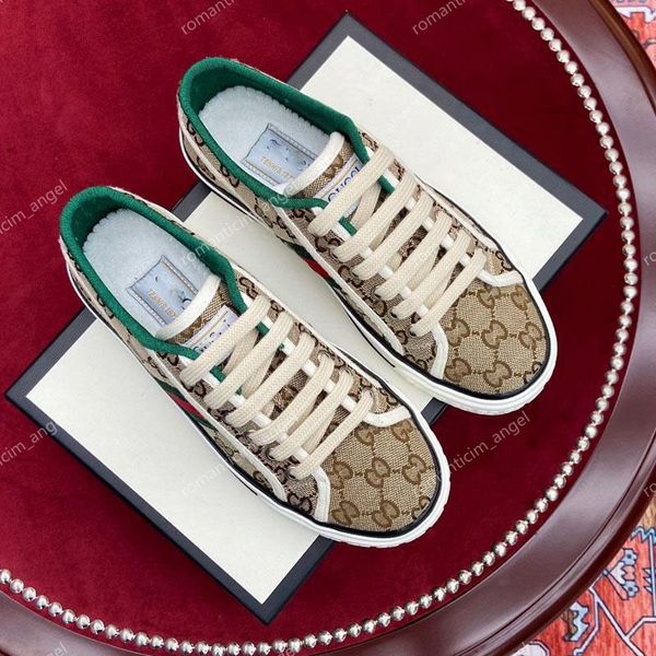 мужская женская design tennis 1977 sneaker с веб-зеленый и красный хлопковых luxe вскользь trainer дизайн обуви для мужчин размер 35-46, Black;red
мужская женская design tennis 1977 sneaker с веб-зеленый и красный хлопковых luxe вскользь trainer дизайн обуви для мужчин размер 35-46, Black;red