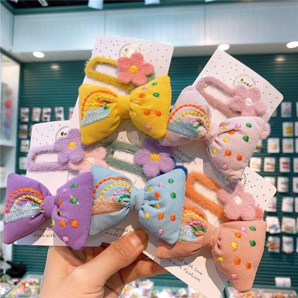 2 pcs children's cute rainbow embroidery fabric bow duckbill clip sweet girl princess fashion plush flowers bb clip headdress, Slivery;white
2 pcs children's cute rainbow embroidery fabric bow duckbill clip sweet girl princess fashion plush flowers bb clip headdress, Slivery;white