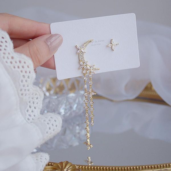 14k real gold elegant temperament star moon earrings for women bohemia bling tassel zircon stud earring birthday gift pendant, Golden;silver
14k real gold elegant temperament star moon earrings for women bohemia bling tassel zircon stud earring birthday gift pendant, Golden;silver