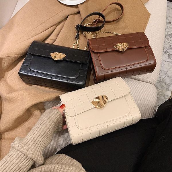 cross body 2021 luxury designer shopping tote women shoulder bag lady fashion metal chains messenger handbag lattice leather bags
cross body 2021 luxury designer shopping tote women shoulder bag lady fashion metal chains messenger handbag lattice leather bags