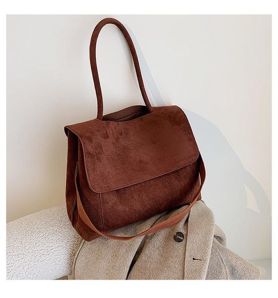 popular shoulder bag underarm bag 2021large capacity autumn and winter models all-match one-shoulder commuter briefcase tote
popular shoulder bag underarm bag 2021large capacity autumn and winter models all-match one-shoulder commuter briefcase tote