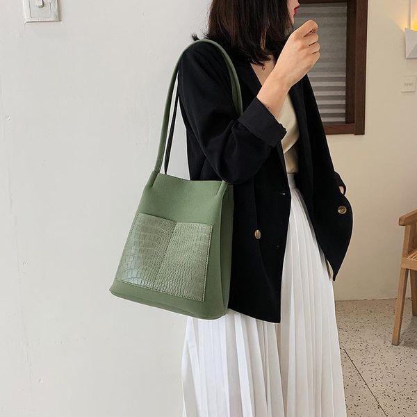 women shoulder bag 2020 new fashion women's tote bag suede stone pattern fashion brand designer luxury female bucket handbag
women shoulder bag 2020 new fashion women's tote bag suede stone pattern fashion brand designer luxury female bucket handbag