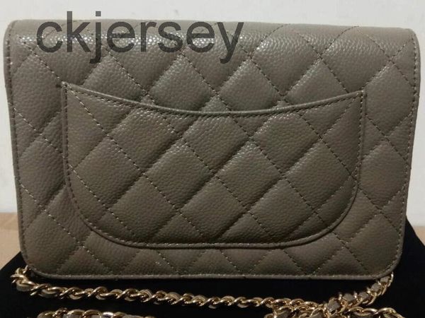 ckjersey wallets woc caviar grainy quilted flap classic wallet on chain for women gold hardware with dust, Red;black
ckjersey wallets woc caviar grainy quilted flap classic wallet on chain for women gold hardware with dust, Red;black