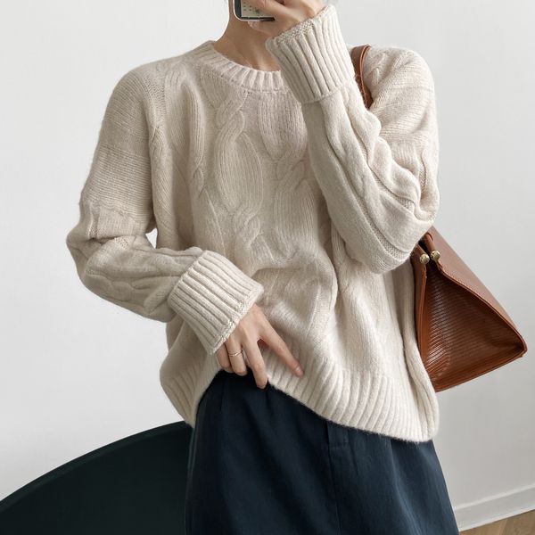 2021 new autumn o-neck long sleeve women warm sweater pure color winter thick pullovers pull femme kemh, White
2021 new autumn o-neck long sleeve women warm sweater pure color winter thick pullovers pull femme kemh, White