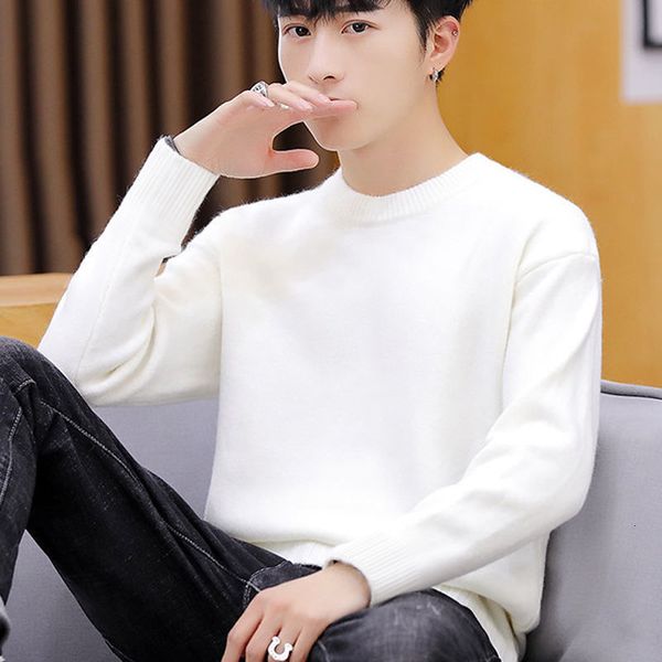 new 2021 men's nightgown fall and winter around the neck solid knitted back shirt young student sweater sp36, White;black
new 2021 men's nightgown fall and winter around the neck solid knitted back shirt young student sweater sp36, White;black
