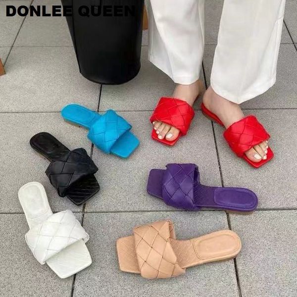 2020 new summer woven slippers women slip on slides fashion brand square toe flat casual flip flops beach slippers slide sandals y200423, Black
2020 new summer woven slippers women slip on slides fashion brand square toe flat casual flip flops beach slippers slide sandals y200423, Black