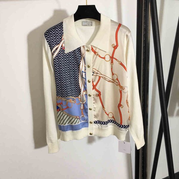 2021 milan runway sweater lapel neck long sleeve women's sweater high end jacquard cardigan women designer sweater 1228-24, White;black
2021 milan runway sweater lapel neck long sleeve women's sweater high end jacquard cardigan women designer sweater 1228-24, White;black
