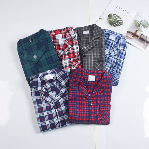autumn and winter men fashion loose soft flannel fabric lounge sleepwear male trendy color cotton plaid pajama set lj201112, Black;brown
autumn and winter men fashion loose soft flannel fabric lounge sleepwear male trendy color cotton plaid pajama set lj201112, Black;brown