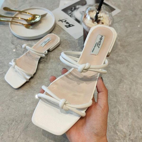 shoes woman 2021 low slippers casual rubber flip flops square toe pantofle cross-tied luxury hawaiian new flat narrow band, Black
shoes woman 2021 low slippers casual rubber flip flops square toe pantofle cross-tied luxury hawaiian new flat narrow band, Black