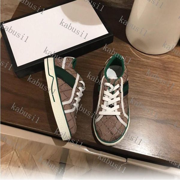 brand designer children sneakers boys and girls real leather lace-up shoes low-up style casual boots size: 26-35, Black;red
brand designer children sneakers boys and girls real leather lace-up shoes low-up style casual boots size: 26-35, Black;red