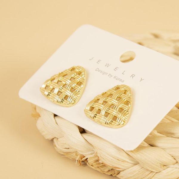 stud simple exquisite irregular geometric hollow earrings for women fashion triangle gold earring wedding 2021 charm jewelry, Golden;silver
stud simple exquisite irregular geometric hollow earrings for women fashion triangle gold earring wedding 2021 charm jewelry, Golden;silver