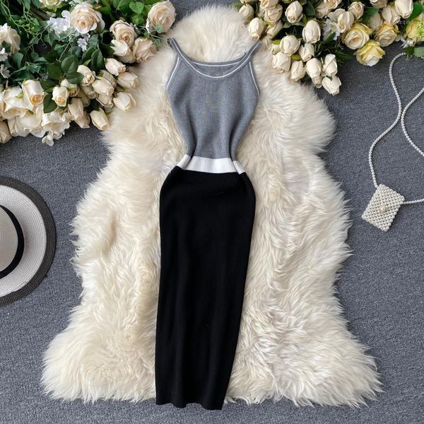 knitted vestidos striped contrast color bodycon dresses women high waist 2020 spring summer dresses vintage1, Black;gray
knitted vestidos striped contrast color bodycon dresses women high waist 2020 spring summer dresses vintage1, Black;gray