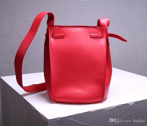 drawstring bucket bag shoulder bags 183343 cross body totes handbags 2018 brand fashion luxury designer famous women shoulder designer 5aa
drawstring bucket bag shoulder bags 183343 cross body totes handbags 2018 brand fashion luxury designer famous women shoulder designer 5aa