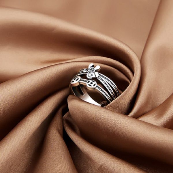 2021 new s925 sterling silver retro fashion thai silver immediately rich ring transfer lucky copper money tail ring female couple open ring
2021 new s925 sterling silver retro fashion thai silver immediately rich ring transfer lucky copper money tail ring female couple open ring