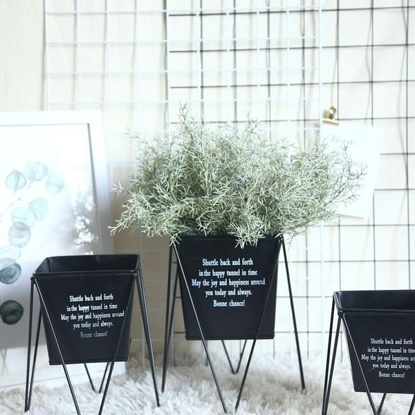 plastic artificial plants grass simulation pine grass leaves flower wall hanging plants home wedding shop decoration 7-fork1
plastic artificial plants grass simulation pine grass leaves flower wall hanging plants home wedding shop decoration 7-fork1