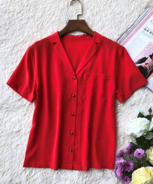 100%silk women short sleeve red blouse front pocket summer shirt chemise verdad rouge with little pretty glitter buttons1, White 
100%silk women short sleeve red blouse front pocket summer shirt chemise verdad rouge with little pretty glitter buttons1, White
