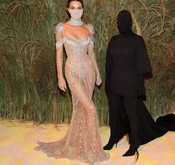 evening dress women cloth balqeesfathi nawalelzoghbi kylie jenner tassel high neck long sleeve yousef aljasmi silver beads a-line myriam far, Black;pink
evening dress women cloth balqeesfathi nawalelzoghbi kylie jenner tassel high neck long sleeve yousef aljasmi silver beads a-line myriam far, Black;pink