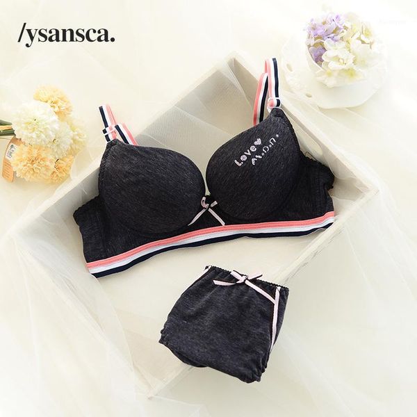 ysansca 2017 high-end brand romantic temptation bra set women fashion underwear set push up lade bra and panties1, Red;black
ysansca 2017 high-end brand romantic temptation bra set women fashion underwear set push up lade bra and panties1, Red;black