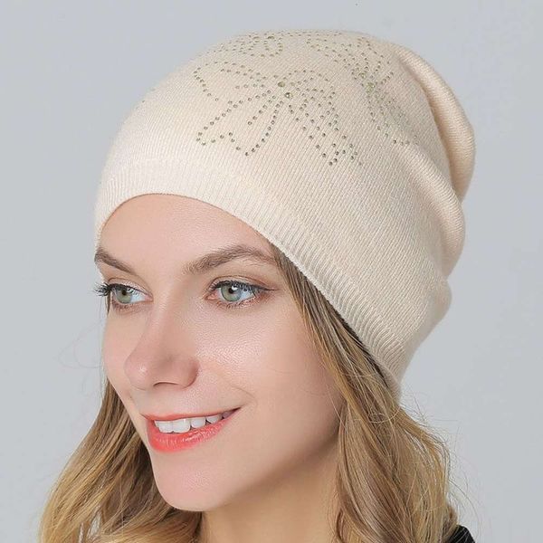 fashion autumn and winter wool blended knitted ear protection thermal double layer hat women's water drill cap, Black;green
fashion autumn and winter wool blended knitted ear protection thermal double layer hat women's water drill cap, Black;green