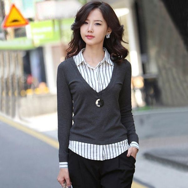 2020 autumn and winter sweater plus size women shirt collar knitted sweaters basic shirts female faux two piece long sleeve, White;black
2020 autumn and winter sweater plus size women shirt collar knitted sweaters basic shirts female faux two piece long sleeve, White;black
