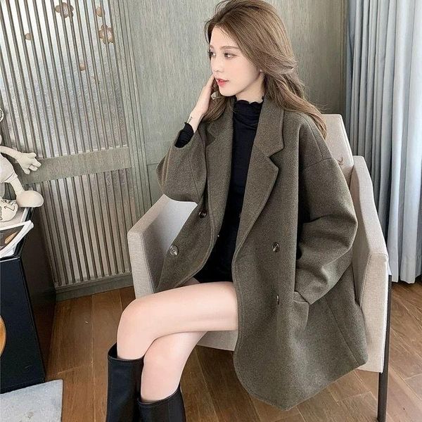 new autumn and winter 2020 cotton thickened woolen coat woolen coat loose korean version, Black
new autumn and winter 2020 cotton thickened woolen coat woolen coat loose korean version, Black