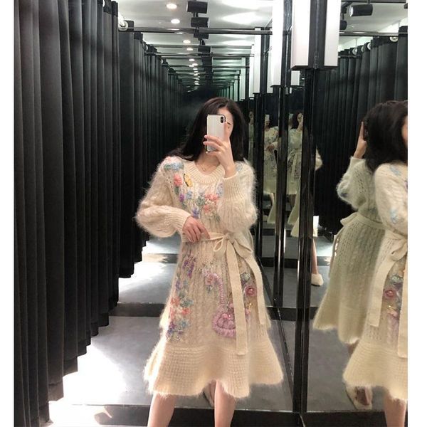 women 2021 spring autumn embroidery long sleeve pullover sweater dress with belt female ruffles casual knit dresses vestido y465, Black;gray
women 2021 spring autumn embroidery long sleeve pullover sweater dress with belt female ruffles casual knit dresses vestido y465, Black;gray