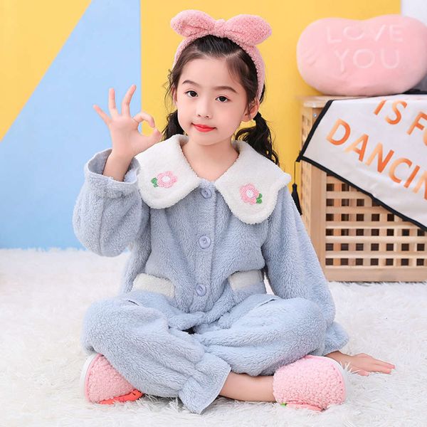 children's pajamas autumn and winter 2020 new thickened warm flannel girls' parent child home coral veet suit, Blue;red
children's pajamas autumn and winter 2020 new thickened warm flannel girls' parent child home coral veet suit, Blue;red