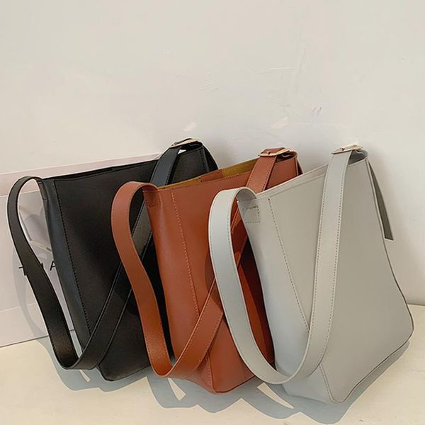 fashion designer gray high capacity bag women shoulder bag shopping tote bags solid leather chains lady messenger handbag
fashion designer gray high capacity bag women shoulder bag shopping tote bags solid leather chains lady messenger handbag