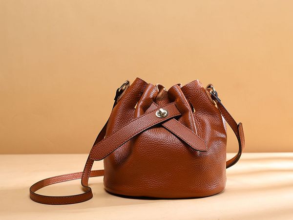 hbp bucket bags crossbody purse designers fashion personality shoulder bag messenger bag genuine leather bag women
hbp bucket bags crossbody purse designers fashion personality shoulder bag messenger bag genuine leather bag women