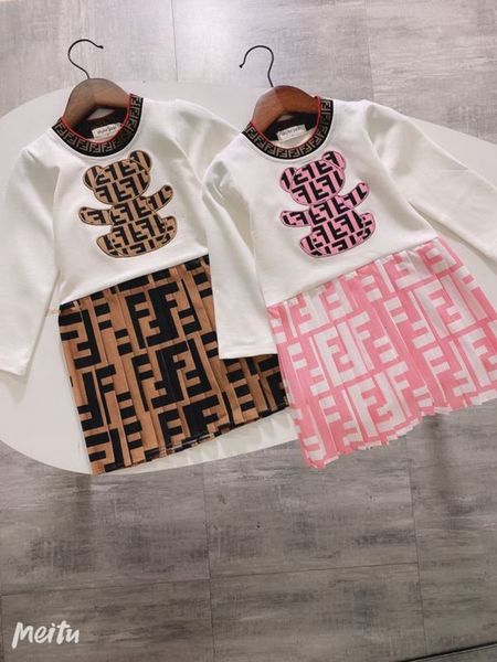 high end clothing 2020 autumn new girls' lettering f drs children's foreign sle pleated princs skirt, Red;yellow
high end clothing 2020 autumn new girls' lettering f drs children's foreign sle pleated princs skirt, Red;yellow