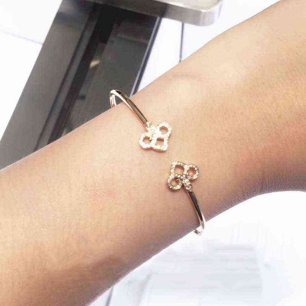 925 sterling silver european and american classical style exquisite iris flower bracelet, valentine's day jewelry gift aa220315, Golden;silver
925 sterling silver european and american classical style exquisite iris flower bracelet, valentine's day jewelry gift aa220315, Golden;silver