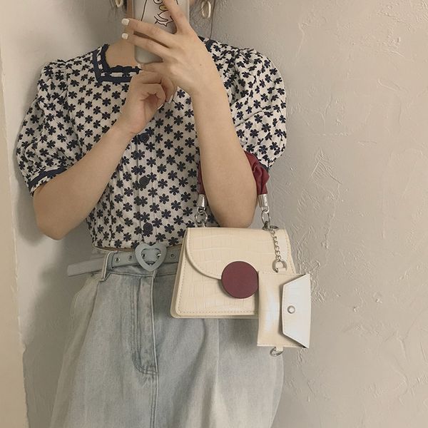 net red popular bag women 2020 summer new stone pattern versatile crossbite handbag simple one shoulder small square bag c1114
net red popular bag women 2020 summer new stone pattern versatile crossbite handbag simple one shoulder small square bag c1114