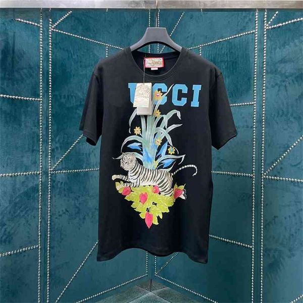 2022 spring and summer new family letter printed short sleeve round neck loose casual t-shirt trend 950, White;black
2022 spring and summer new family letter printed short sleeve round neck loose casual t-shirt trend 950, White;black
