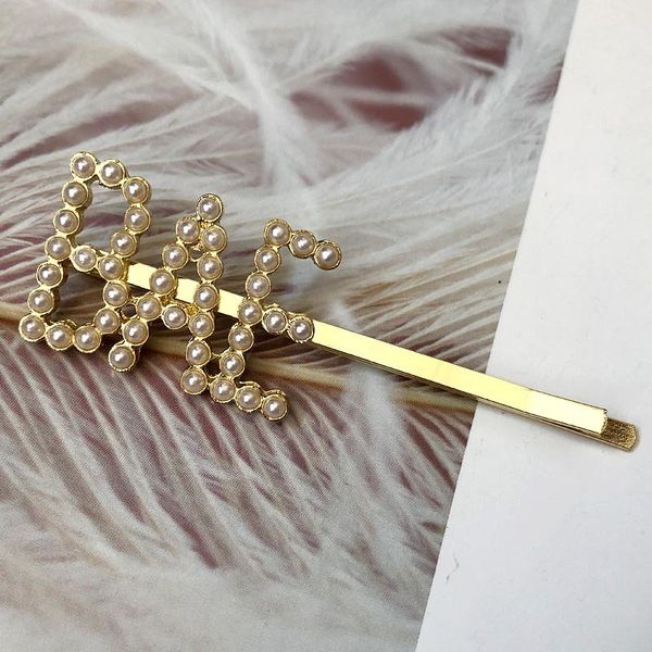 2020 korean style white rhinestone bae pearl letter hairpin bangs clip for sale, Golden;silver
2020 korean style white rhinestone bae pearl letter hairpin bangs clip for sale, Golden;silver