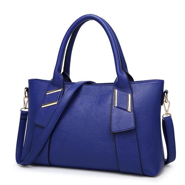 cross body 2021 european and american fashion blue diagonal ladies handbag
cross body 2021 european and american fashion blue diagonal ladies handbag