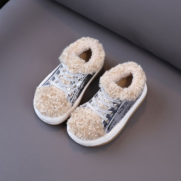 keep 2020 new girls' cotton children's winter warm soft sole korean fashion boys' wool casual shoes 1-3 years old, Black;red
keep 2020 new girls' cotton children's winter warm soft sole korean fashion boys' wool casual shoes 1-3 years old, Black;red