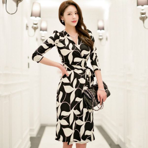 casual dresses spring v-neck print women cloth 3/4 sleeve pencil sashes knee-length party dress, Black;gray
casual dresses spring v-neck print women cloth 3/4 sleeve pencil sashes knee-length party dress, Black;gray