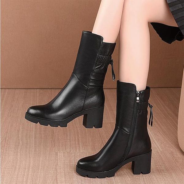 rubber boots for women genuine leather 2020 winter women's shoes mid-calf boots non slip plush warm high heel women's, Black
rubber boots for women genuine leather 2020 winter women's shoes mid-calf boots non slip plush warm high heel women's, Black