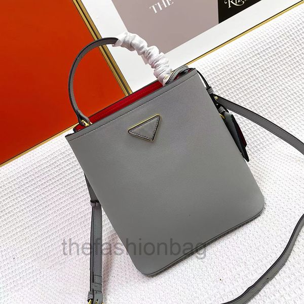 brand womens leather bags the fashion designers messenger handbag totes with magnetic button business
brand womens leather bags the fashion designers messenger handbag totes with magnetic button business