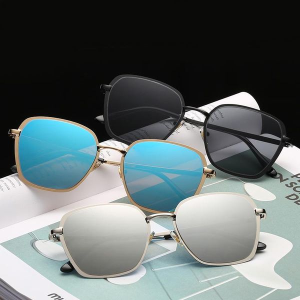 sunglasses women of fashion design masters with care sun glasses alloy uv400 square 2021 anti-reflective, White;black
sunglasses women of fashion design masters with care sun glasses alloy uv400 square 2021 anti-reflective, White;black