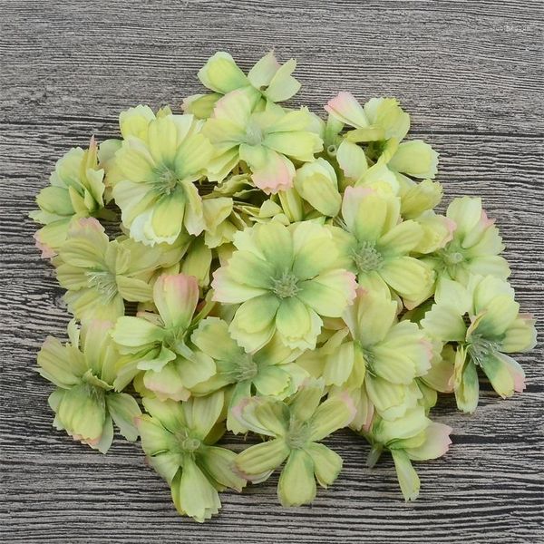 30pcs mini 4cm artificial silk daisy flower heads for wedding home decoration handwork diy garland accessories fake flower1
30pcs mini 4cm artificial silk daisy flower heads for wedding home decoration handwork diy garland accessories fake flower1