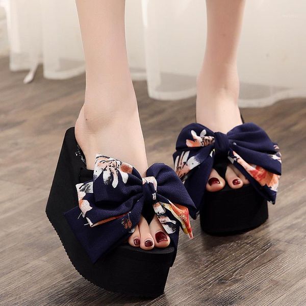 slippers 11cmhigh heel women's summer ultra-high bow flip-flops plus size sponge cake thick bottom non-slip sandalsfemalewedge beachsho, Black
slippers 11cmhigh heel women's summer ultra-high bow flip-flops plus size sponge cake thick bottom non-slip sandalsfemalewedge beachsho, Black