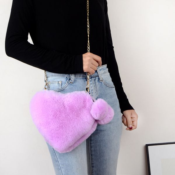 2020 net red fashion plush love bag female hand weighing hand take autumn and winter hairy heart bag
2020 net red fashion plush love bag female hand weighing hand take autumn and winter hairy heart bag