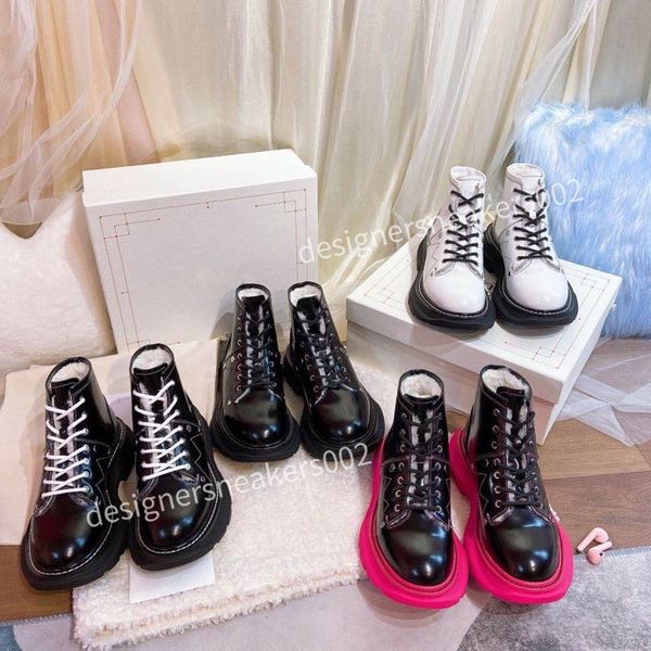 2021new speed trainer black walking sneakers men women black red casual shoes fashion paris sneakers km201212
2021new speed trainer black walking sneakers men women black red casual shoes fashion paris sneakers km201212