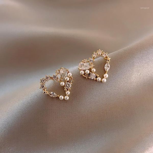 stud 2021 women fashion heart pearl earrings contracted shiny sweet temperament fine crystal earrings1, Golden;silver
stud 2021 women fashion heart pearl earrings contracted shiny sweet temperament fine crystal earrings1, Golden;silver