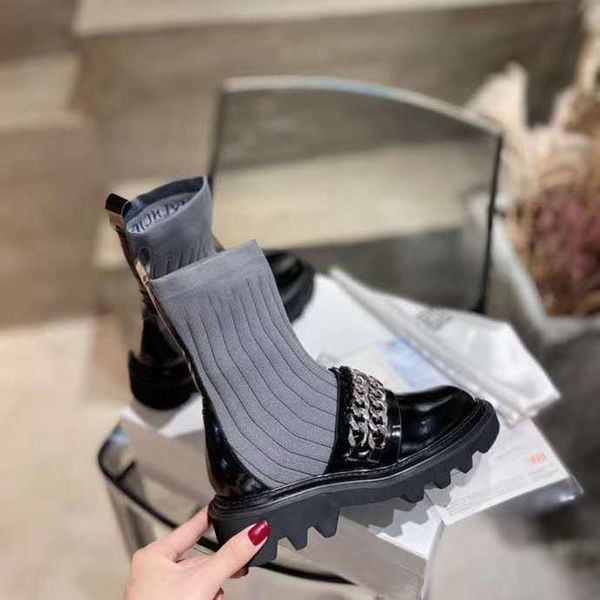vallu2020 winter new full leather and plush tube short tube street beauty wild fashion high-end chain ankle boots, Black
vallu2020 winter new full leather and plush tube short tube street beauty wild fashion high-end chain ankle boots, Black