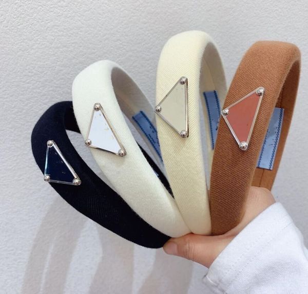 2022 japanese and korean multicolor letter headbands macaron temperament high skull all-match outer hair accessories female fast delivery, Silver
2022 japanese and korean multicolor letter headbands macaron temperament high skull all-match outer hair accessories female fast delivery, Silver