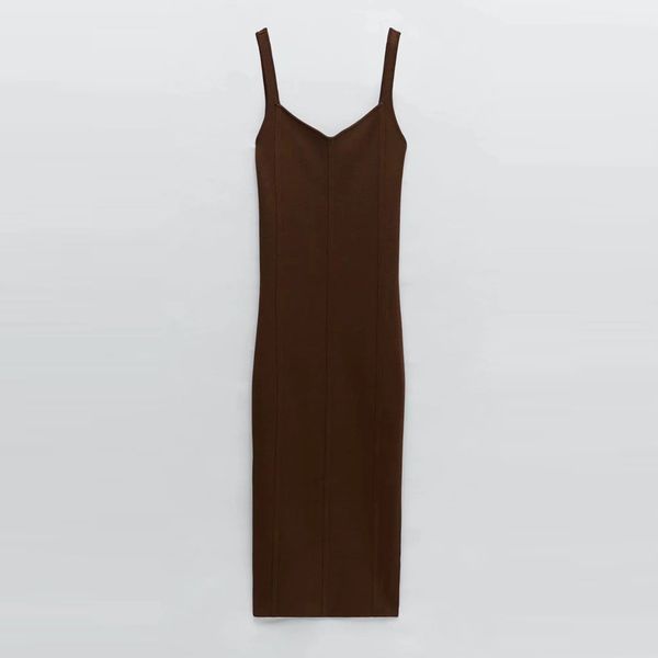 2021 new knitted sleeveless spaghetti strap sweater midi dress elegant autumn slip ladies strapless off shoulder dresses k6na, Black;gray
2021 new knitted sleeveless spaghetti strap sweater midi dress elegant autumn slip ladies strapless off shoulder dresses k6na, Black;gray