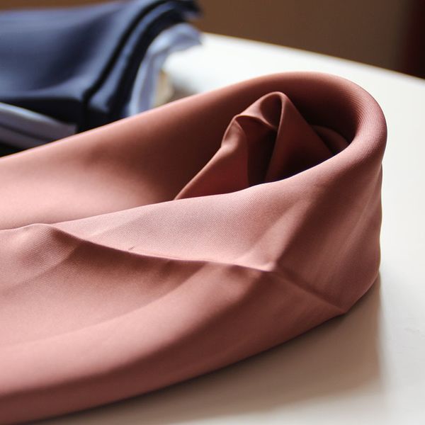 silk collar scarf women pure color luxury women's scarves neckerchief hair scarf hijab bag handle wraps 201103, Blue;gray
silk collar scarf women pure color luxury women's scarves neckerchief hair scarf hijab bag handle wraps 201103, Blue;gray